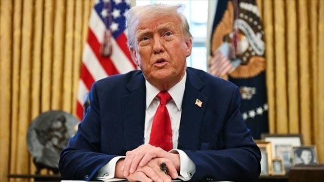 Tổng thống Mỹ Donald Trump phát biểu tại Nhà Trắng, Washington, DC. tt-my.jpg
