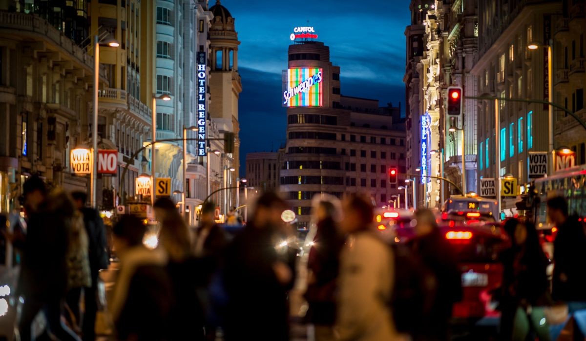 Ảnh: Canva madrid.jpg