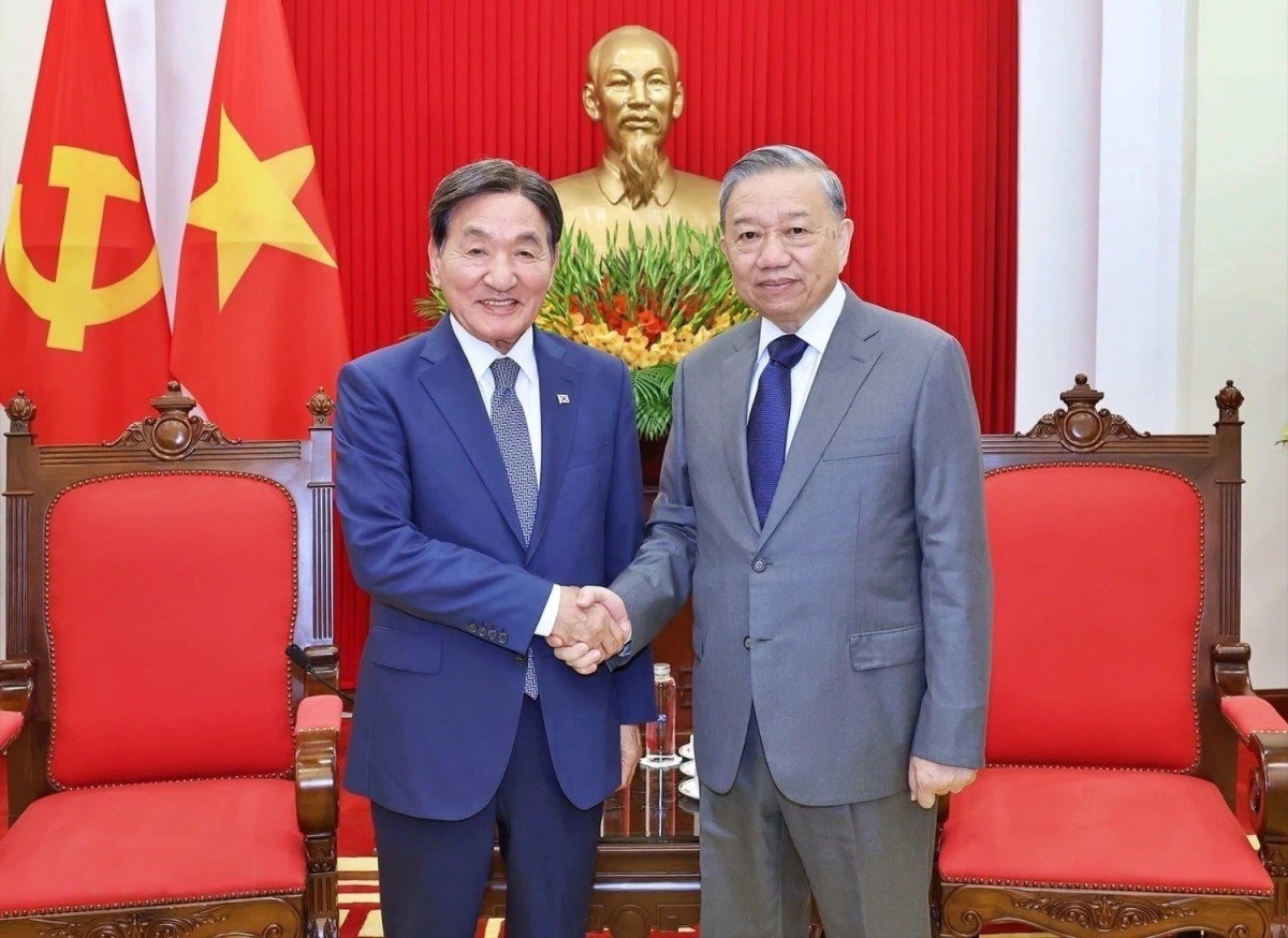 Tổng Bí thư Tô Lâm tiếp ông Park Chang Dal, Đặc phái viên của Tổng thống Hàn Quốc. to-lam-3742.jpg