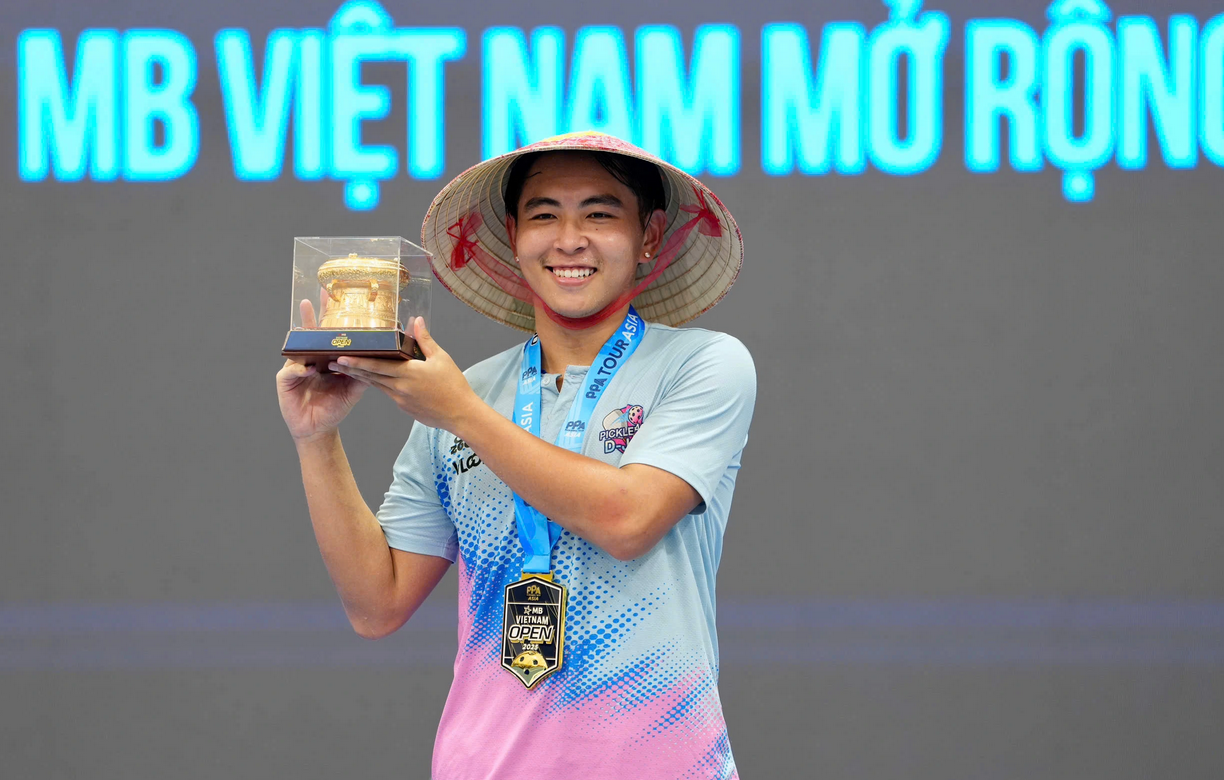 Phúc Huỳnh vô địch nội dung đơn nam. Phúc Huỳnh vô địch nội dung đơn nam.