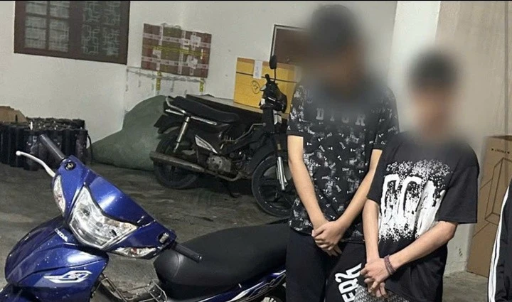 Nhóm đạo chích bị bắt.