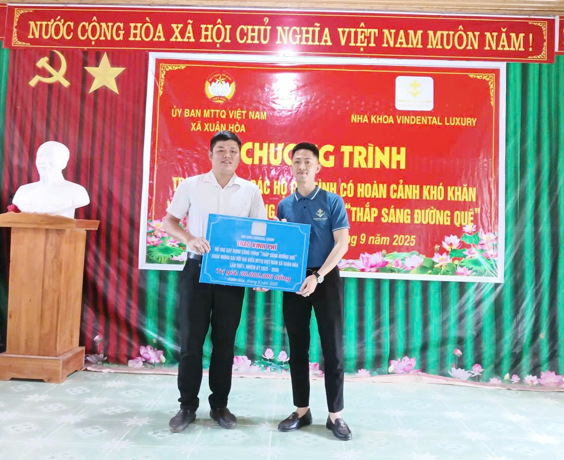 Đoàn thiện nguyện Nha khoa Vindental Luxury trao kinh phí hỗ trợ thực hiện công trình "Thắp sáng đường quê". doan-thien-nguyen-nha-khoa-vindental-luxury-trao-kinh-phi-ho-tro-thuc-hien-cong-trinh-thap-sang-duong-que.jpg