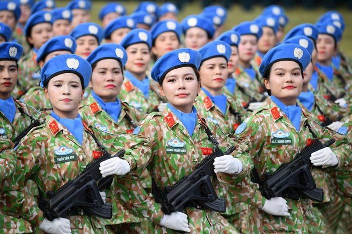 Khối nữ sĩ quan Gìn giữ hòa bình. Khối nữ sĩ quan Gìn giữ hòa bình.