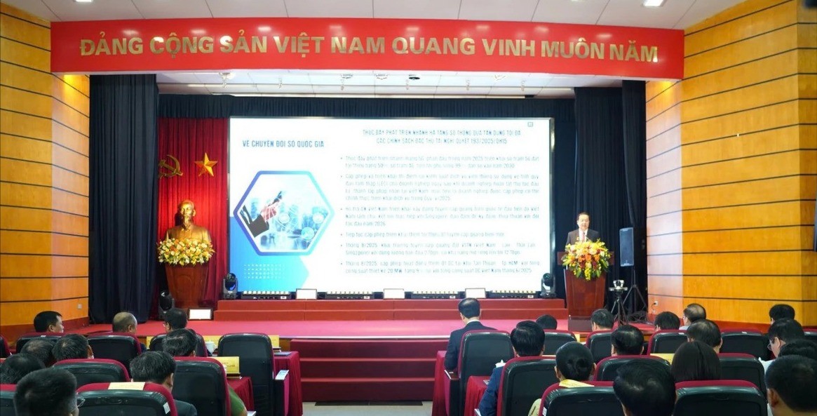 Bộ Khoa học và Công nghệ tổ chức Hội nghị sơ kết Kết quả hoạt động khoa học, công nghệ, đổi mới sáng tạo và chuyển đổi số 6 tháng đầu năm 2025. 14-7-chuyen-doi-so-1-2530.jpg