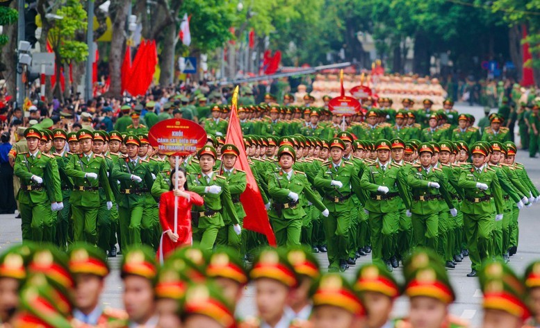 Thủ tướng yêu cầu tăng cường công tác bảo đảm an ninh, trật tự dịp Lễ Quốc khánh 2/9. thu-tuong.jpg