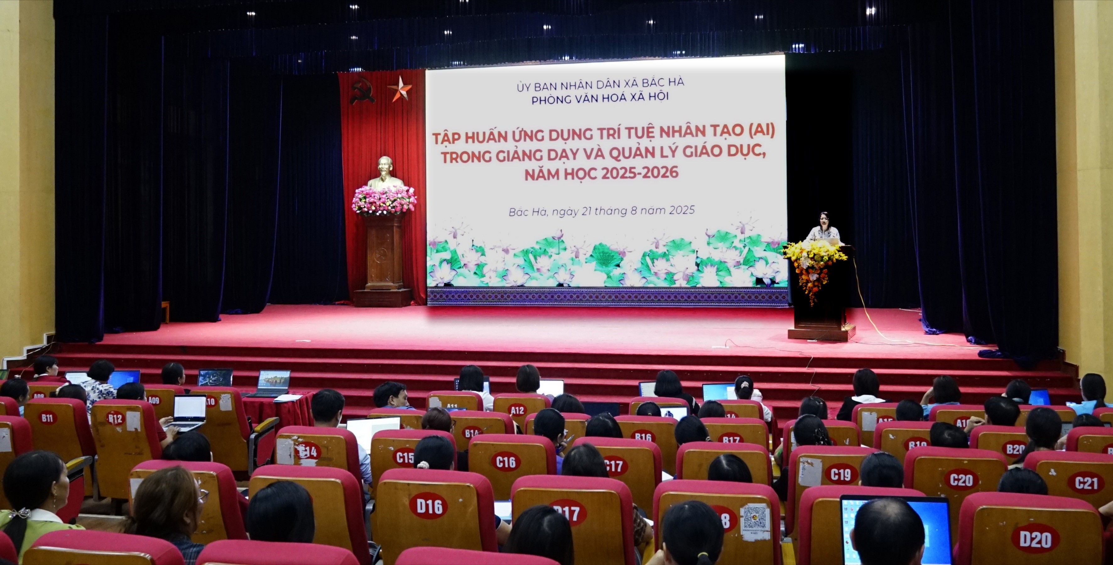 Quang cảnh buổi tập huấn. 1-8787-4492.jpg