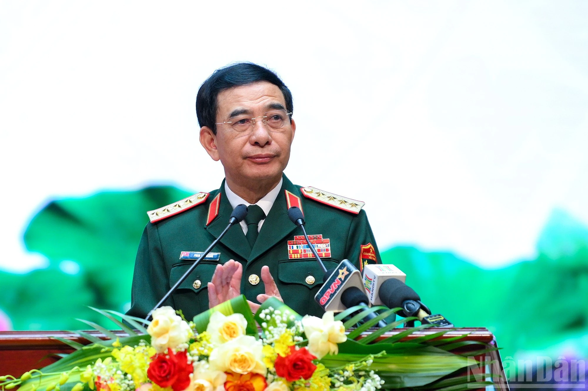 Đại tướng Phan Văn Giang, Ủy viên Bộ Chính trị, Phó Bí thư Quân ủy Trung ương, Bộ trưởng Quốc phòng phát biểu tại Lễ tuyên dương.