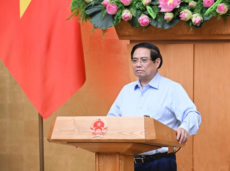 Thủ tướng Chính phủ Phạm Minh Chính phát biểu tại phiên họp. thu-tuong-3-1.jpg