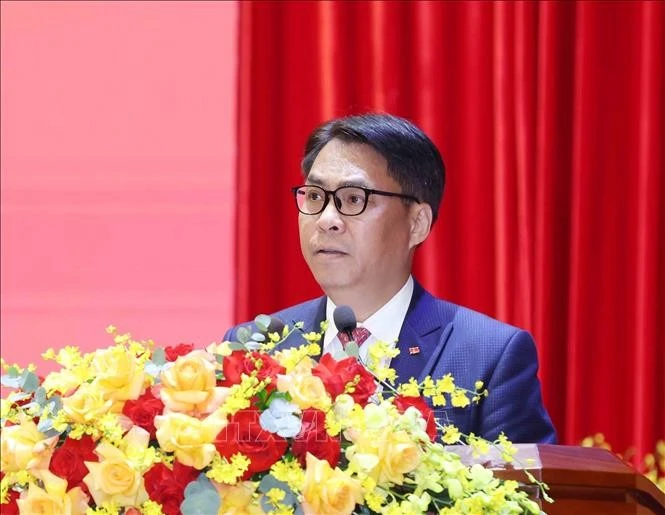 Đồng chí Phan Thăng An - Phó Trưởng Ban Tổ chức Trung ương công bố Quyết định của Bộ Chính trị về chỉ định đại biểu của Đảng bộ các cơ quan Đảng Trung ương dự Đại hội đại biểu toàn quốc lần thứ XIV của Đảng.