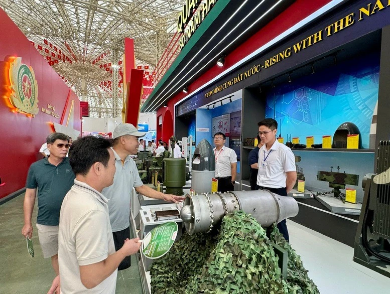 Không gian Triển lãm của Bộ Quốc phòng.