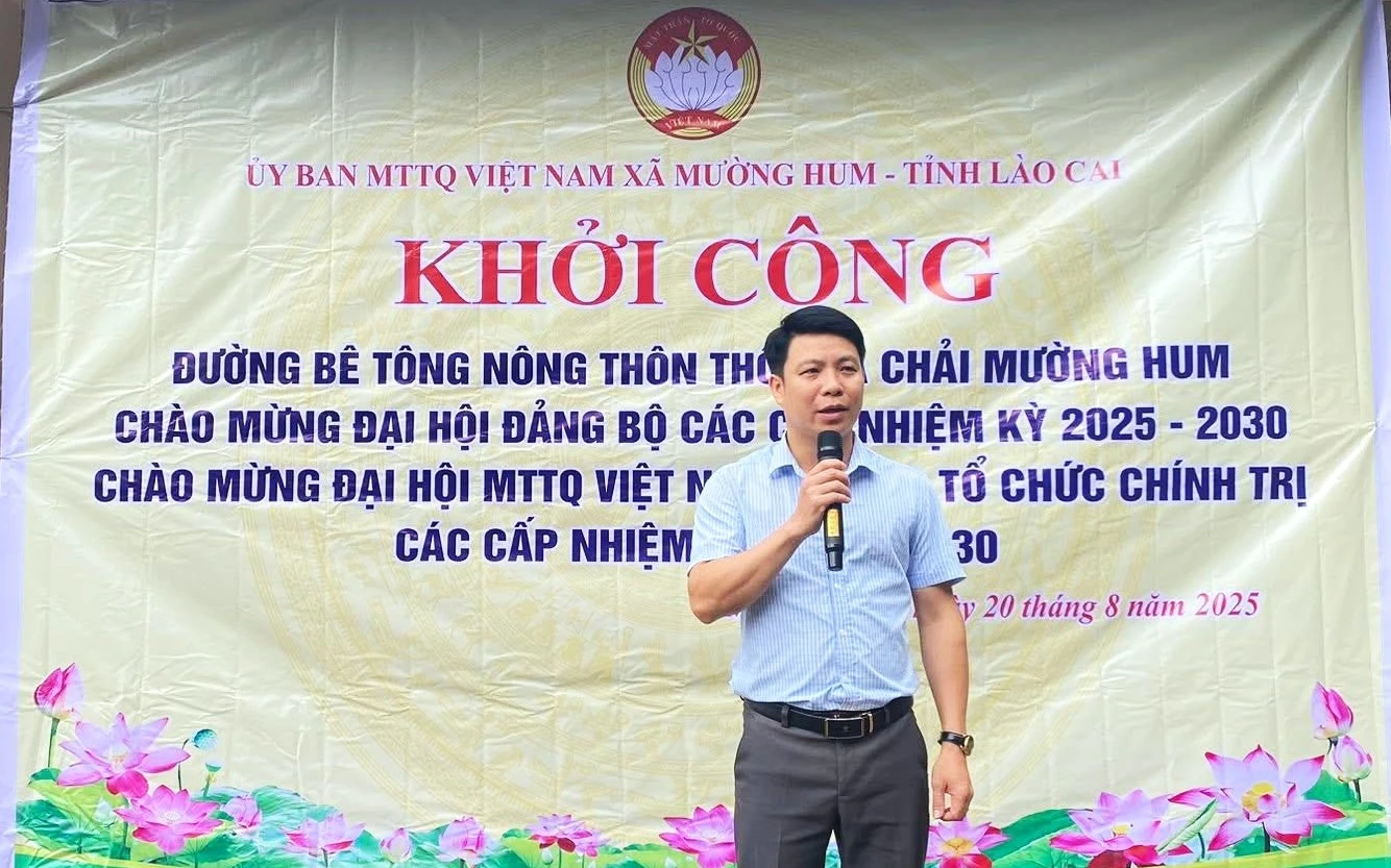 lanh-dao-xa-muong-hum-phat-dong.jpg