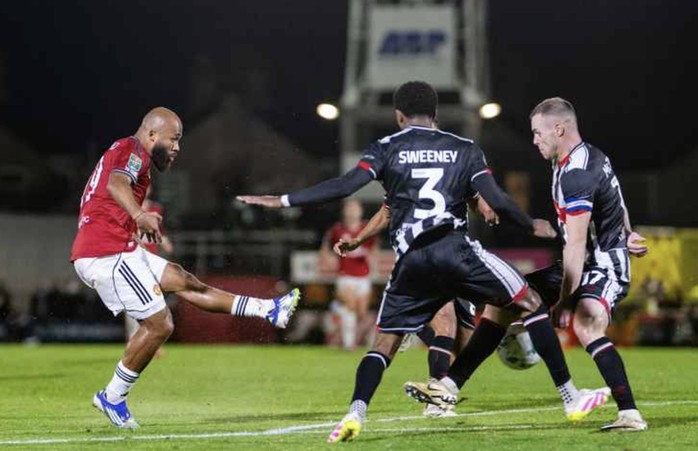 Bryan Mbeumo ghi bàn đầu tiên cho Man United ở mùa giải mới tt-3.jpg