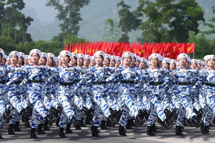 Những hình ảnh ấn tượng tại buổi tổng hợp luyện. Những hình ảnh ấn tượng tại buổi tổng hợp luyện.
