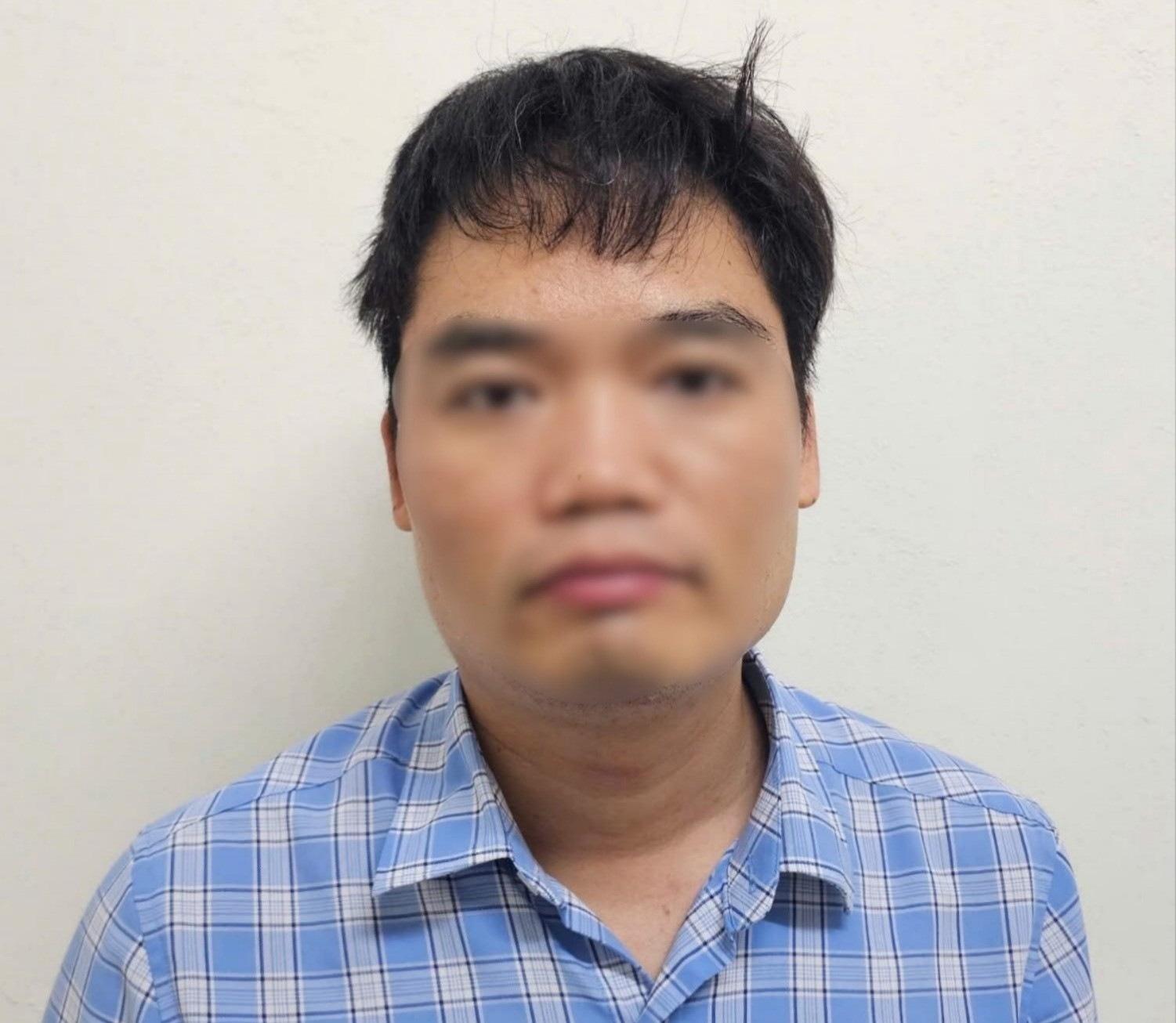 Lê Minh Giáp tại trụ sở Công an. 17-7-tai-xe-gay-tai-nan-8029-7243.jpg