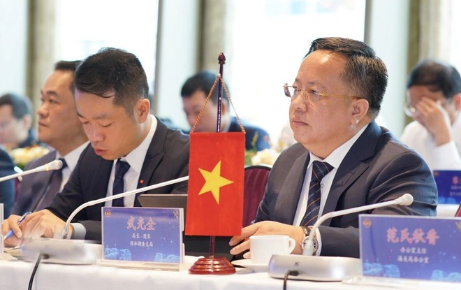 Ông Vũ Quang Toàn, Chi cục trưởng Chi cục Điều tra chống buôn lậu, Cục Hải quan Việt Nam phát biểu tại hội nghị. tq.jpg