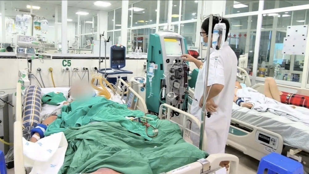 Hiện bệnh nhân đã qua cơn nguy kịch. img-7889-9076.jpg