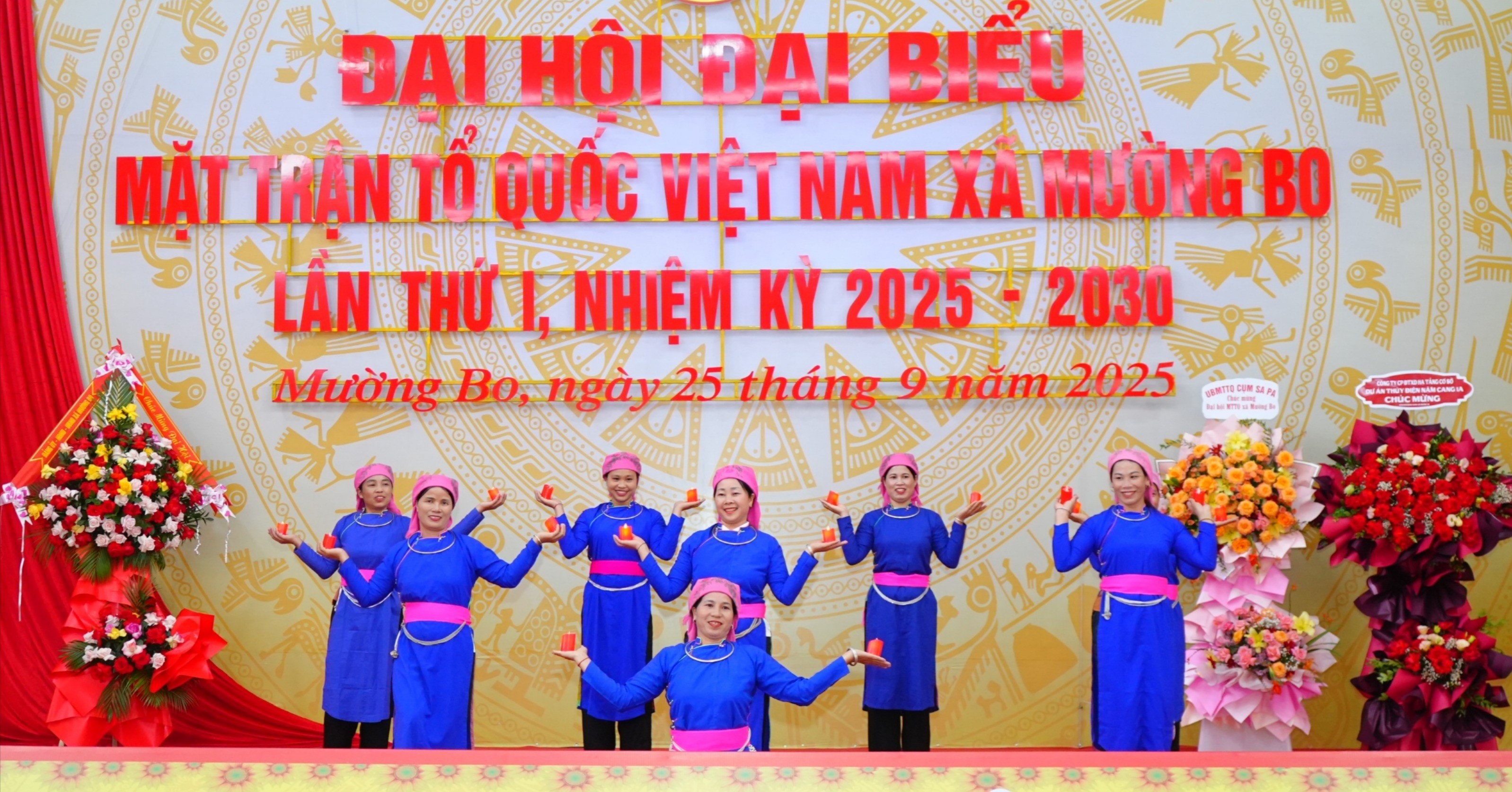 Văn nghệ chào mừng đại hội. van-nghe-8431.jpg