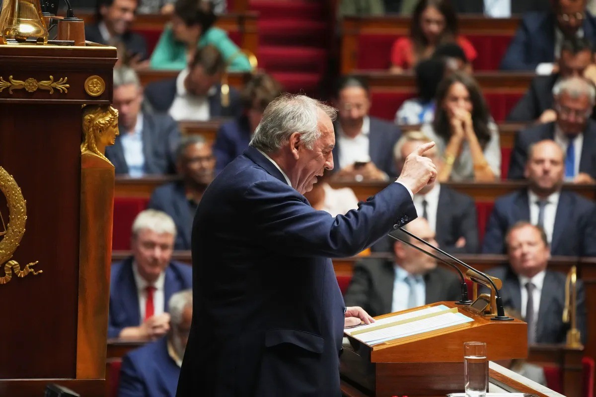 Cựu Thủ tướng Pháp Francois Bayrou phát biểu trước Quốc hội trước khi cuộc bỏ phiếu tín nhiệm diễn ra, ngày 8/9/2025. cuu-tt-phap.jpg