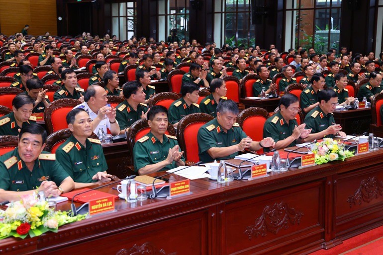 Các đại biểu tham dự hội nghị. qp-3.jpg