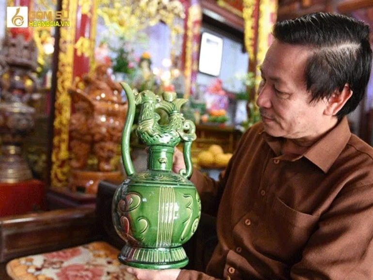 Nghệ nhân nhân dân Trần Độ, "phù thủy men gốm" của làng Bát Tràng.