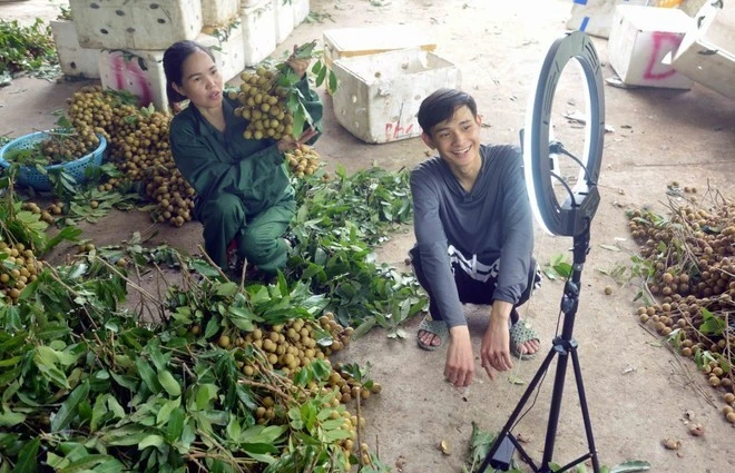 nhan.jpg