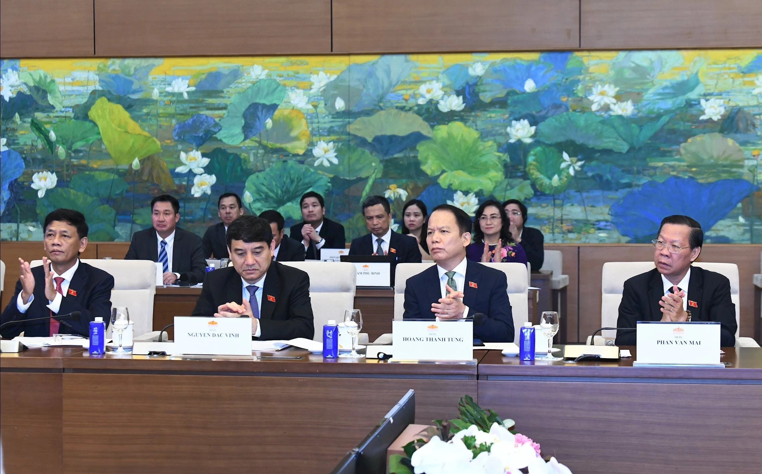 Đoàn đại biểu Việt Nam tham dự Phiên họp.