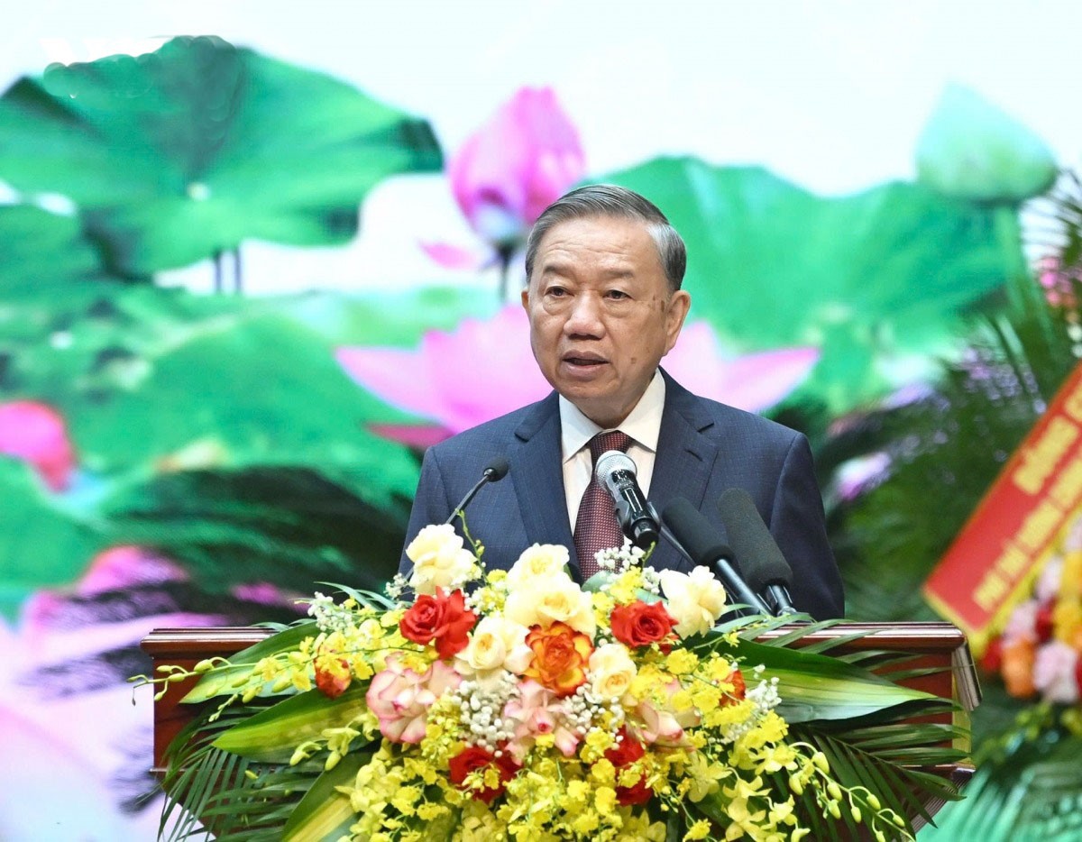 Tổng Bí thư Tô Lâm phát biểu tại lễ kỷ niệm 80 năm Ngày truyền thống Bộ Tổng Tham mưu Quân đội nhân dân Việt Nam. to-lam-4.jpg
