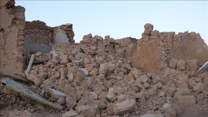 Một ngôi nhà bị phá hủy sau trận động đất tại tỉnh Herat, Afghanistan ngày 7/10/2023. dong-dat-4406.jpg