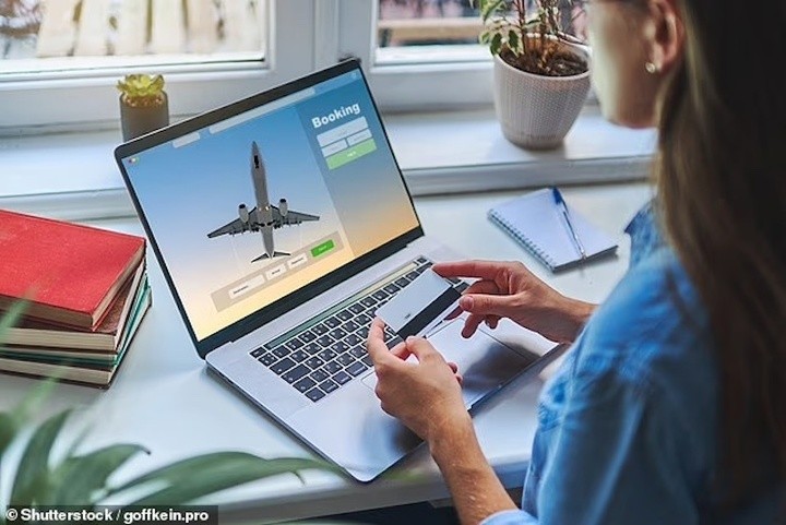 Một chuyên gia du lịch tiết lộ những ngày tốt nhất trong tuần để mua vé bay giá rẻ. Một chuyên gia du lịch tiết lộ những ngày tốt nhất trong tuần để mua vé bay giá rẻ.