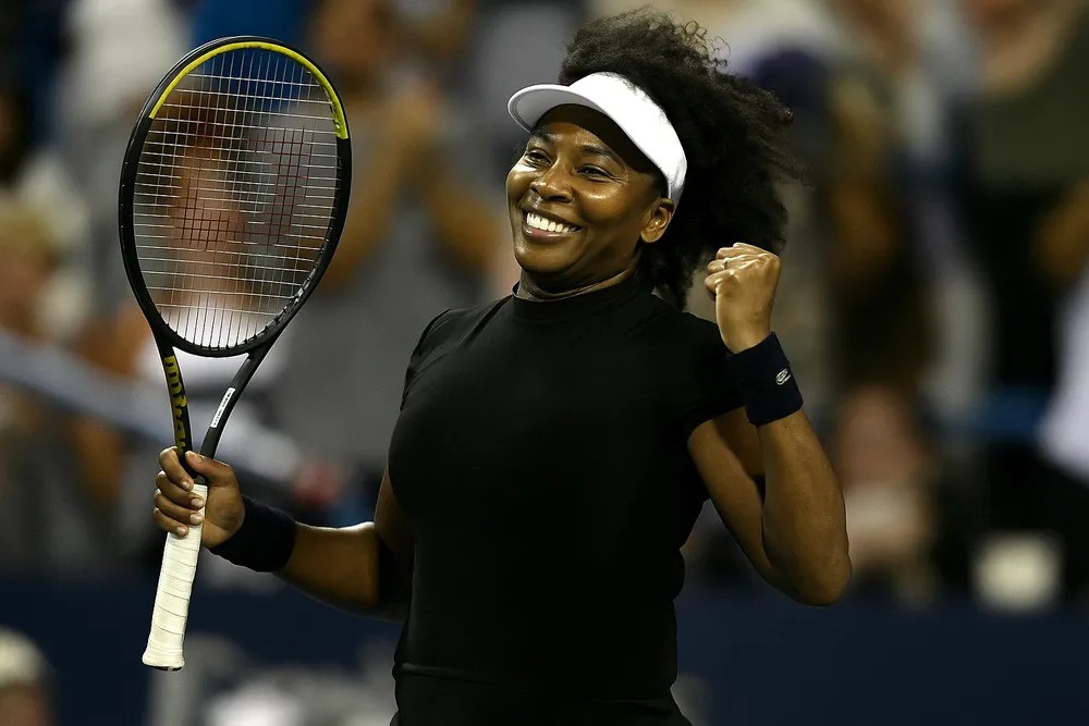 Venus Williams ăn mừng chiến thắng ở tuổi 45. wiliam.jpg