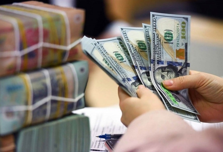 Tỷ giá tăng trên thị trường chính thức. Tỷ giá tăng trên thị trường chính thức.