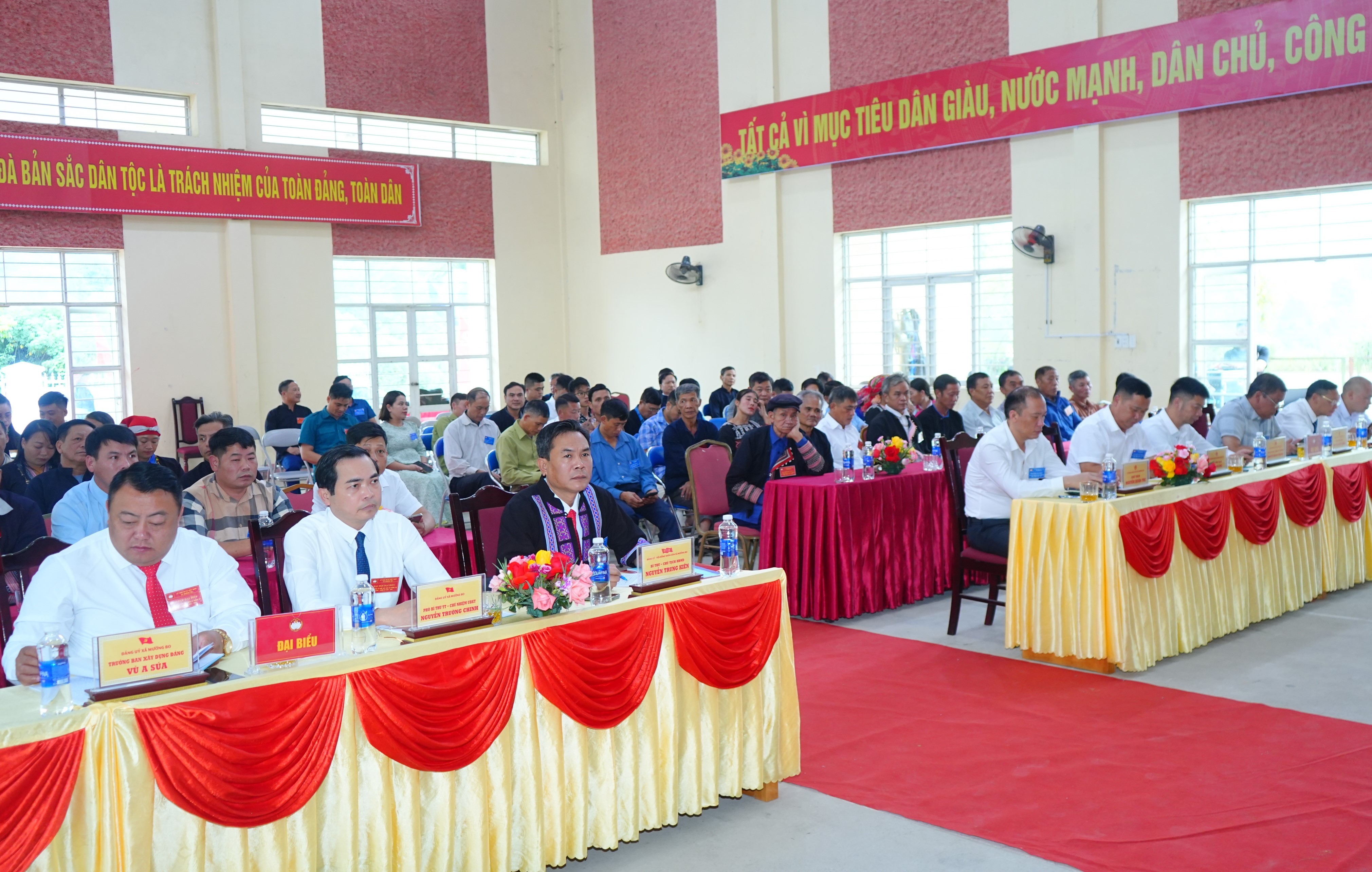 Các đại biểu tham dự đại hội. dai-bieu.jpg