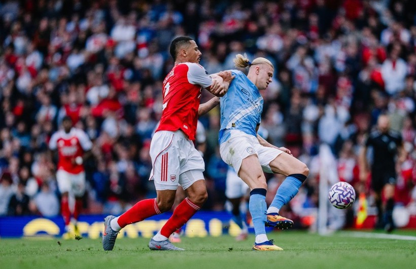 Arsenal và Man City bất phân thắng bại. arsenal-man-city-2-8805.jpg