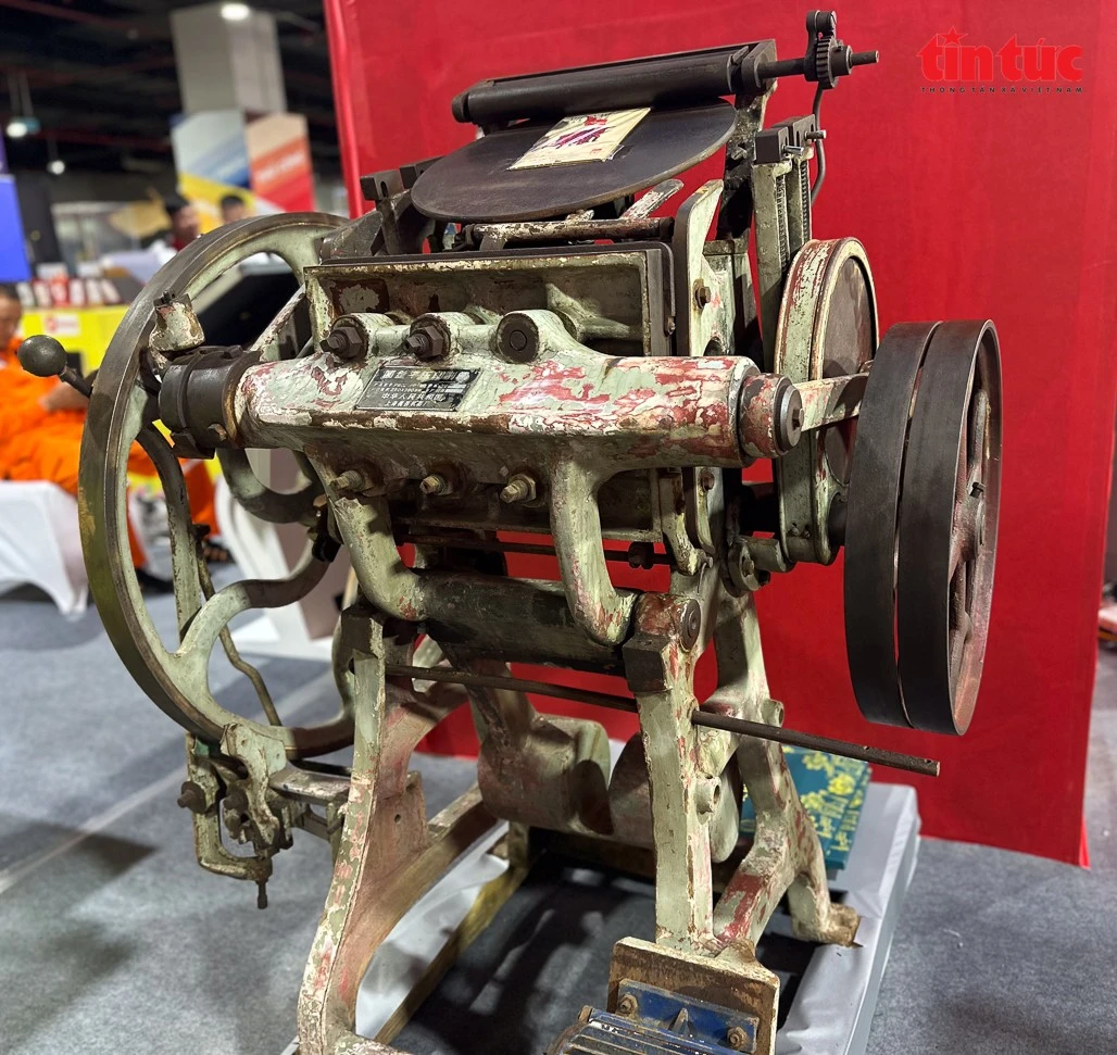 Chiếc máy in Typo 66 chứng nhân lịch sử về một thời hào hùng của dân tộc.