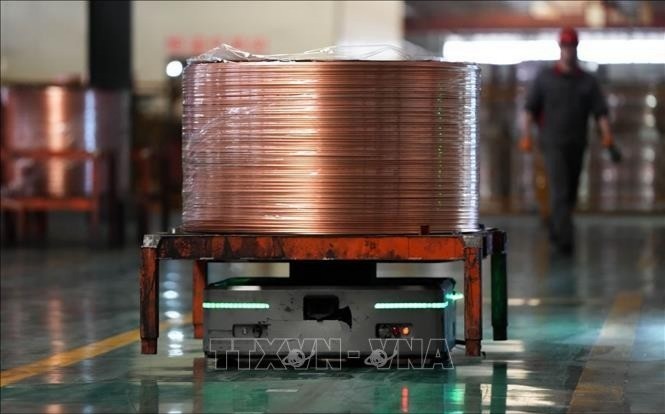 Đồng được sản xuất tại nhà máy ở tỉnh Chiết Giang, Trung Quốc. Ảnh tư liệu - minh hoạ. 13-7-dong-9338.jpg