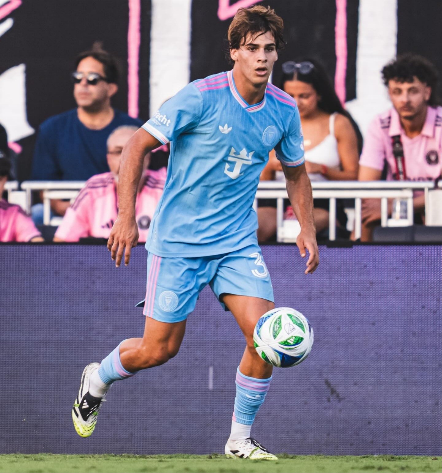 Inter Miami hòa thất vọng trong ngày vắng Messi. inter-1-4997.jpg