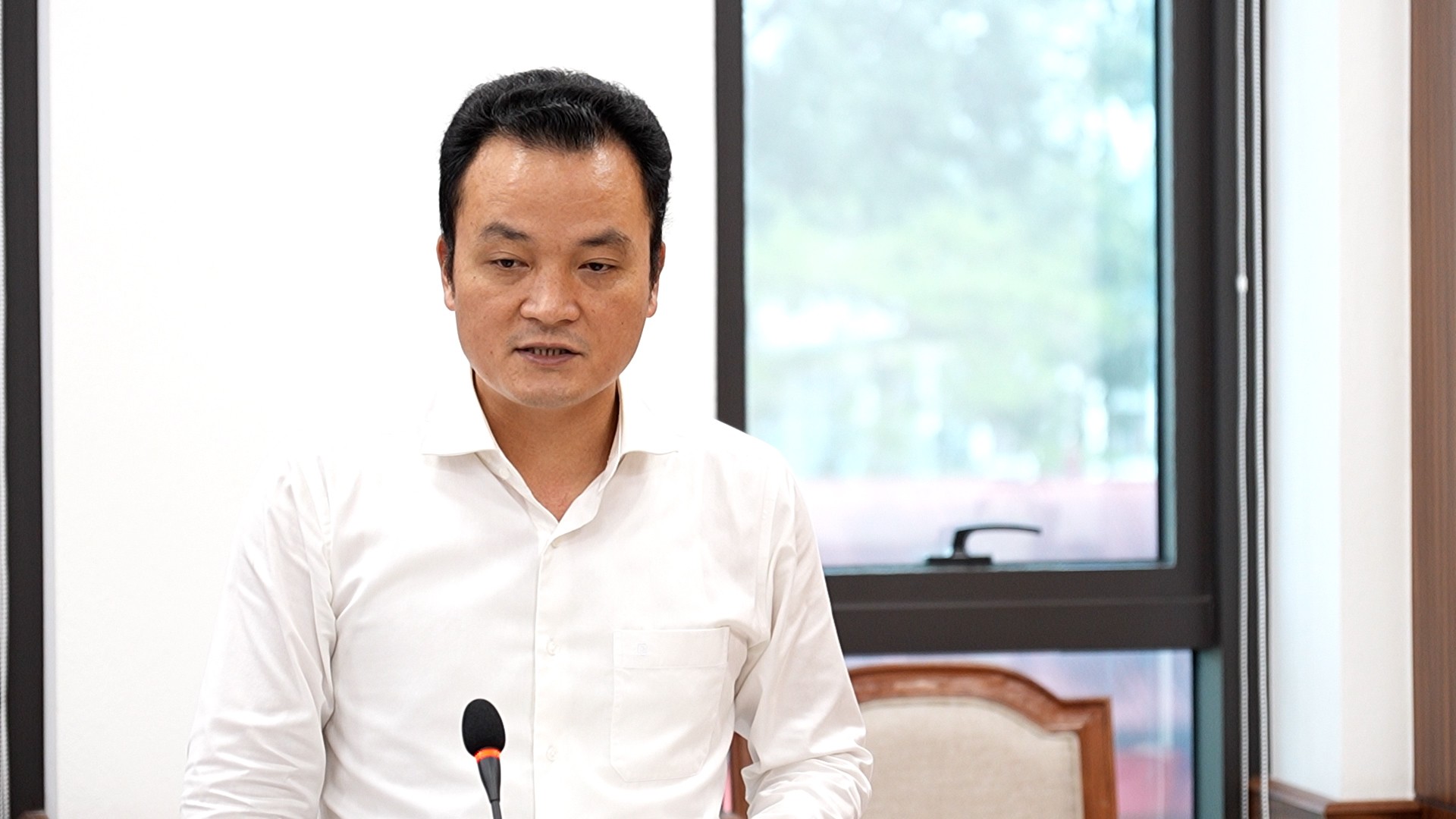 Đồng chí Giàng Quốc Hưng, Ủy viên Ban Thường vụ, Trưởng Ban Nội chính Tỉnh ủy, Phó Trưởng Ban Thường trực Ban Chỉ đạo Phòng chống tham nhũng, lãng phí tiêu cực tỉnh Lào Cai. 3.jpg
