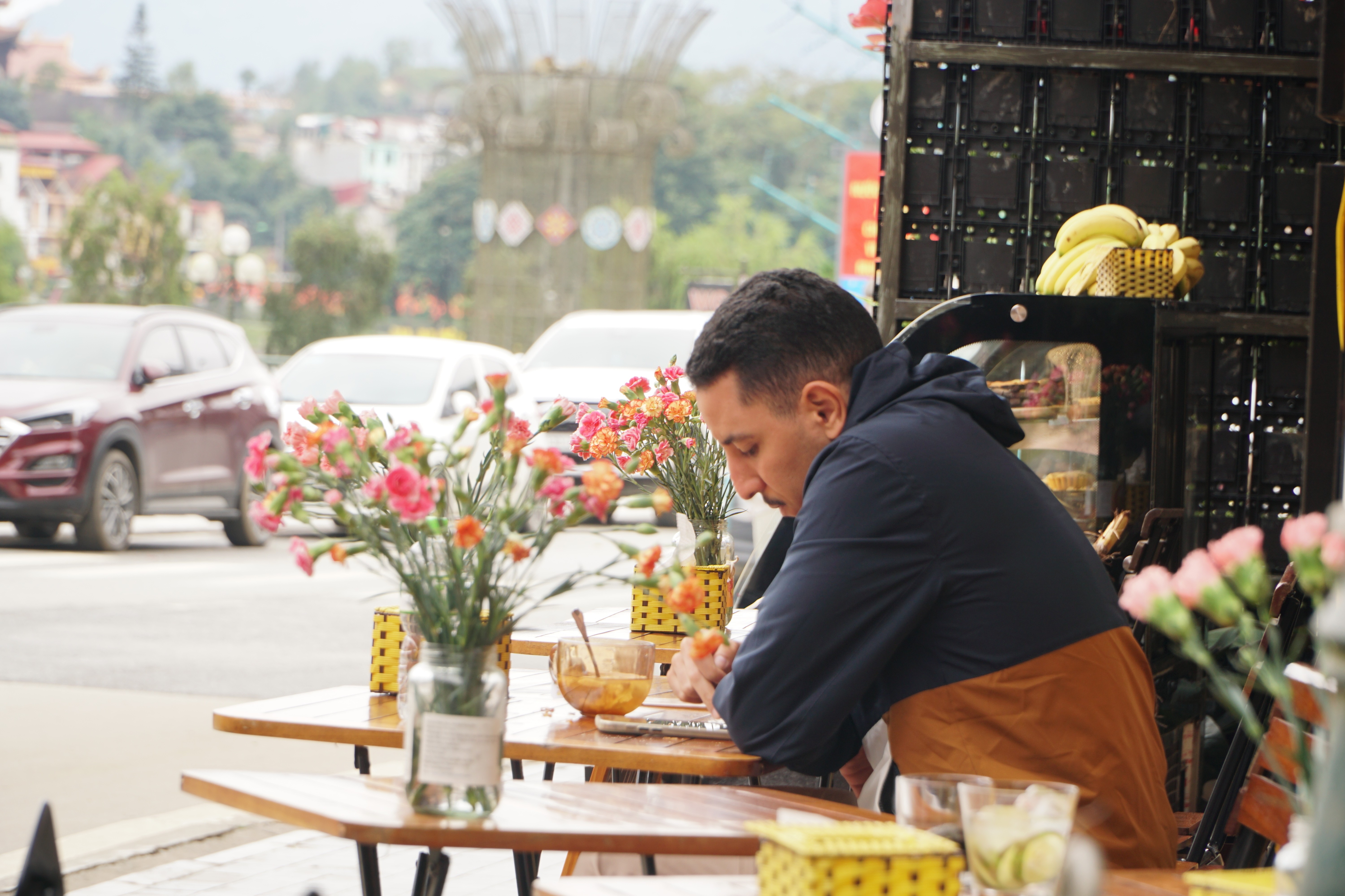 Kiểu thời tiết này thật thích hợp để tận hưởng cái lạnh được chờ đợi suốt thời gian dài bên ly trà nóng. save-20251022-233504.jpg