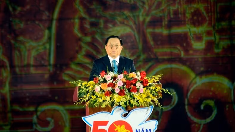 Đồng chí Nguyễn Trọng Nghĩa phát biểu tại buổi lễ.