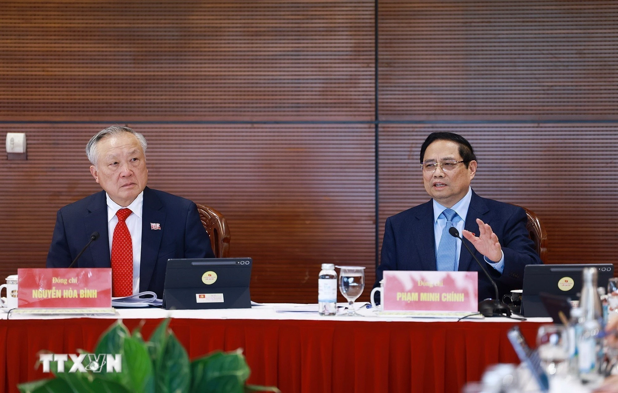 Ủy viên Bộ Chính trị, Thủ tướng Chính phủ Phạm Minh Chính phát biểu trong buổi thảo luận tại Đoàn. (Ảnh: TTXVN)