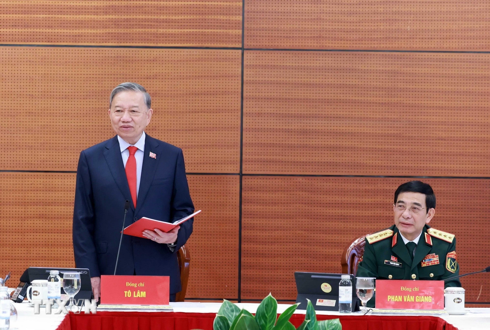 Tổng Bí thư Tô Lâm phát biểu thảo luận tại Đoàn. (Ảnh: TTXVN)