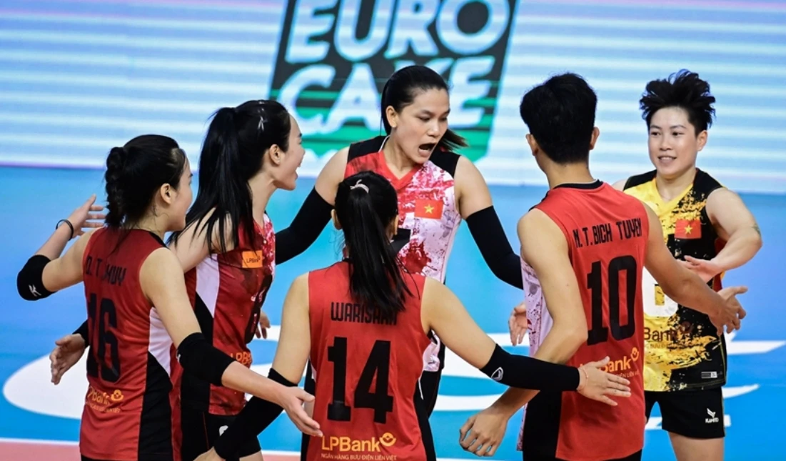 LPBank Ninh Bình giành ngôi Á quân Giải bóng chuyền các CLB nữ châu Á 2024. Ảnh: AVC