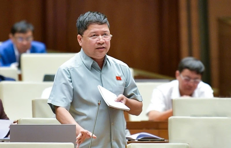 Đại biểu Tạ Văn Hạ (Đoàn Quảng Nam)