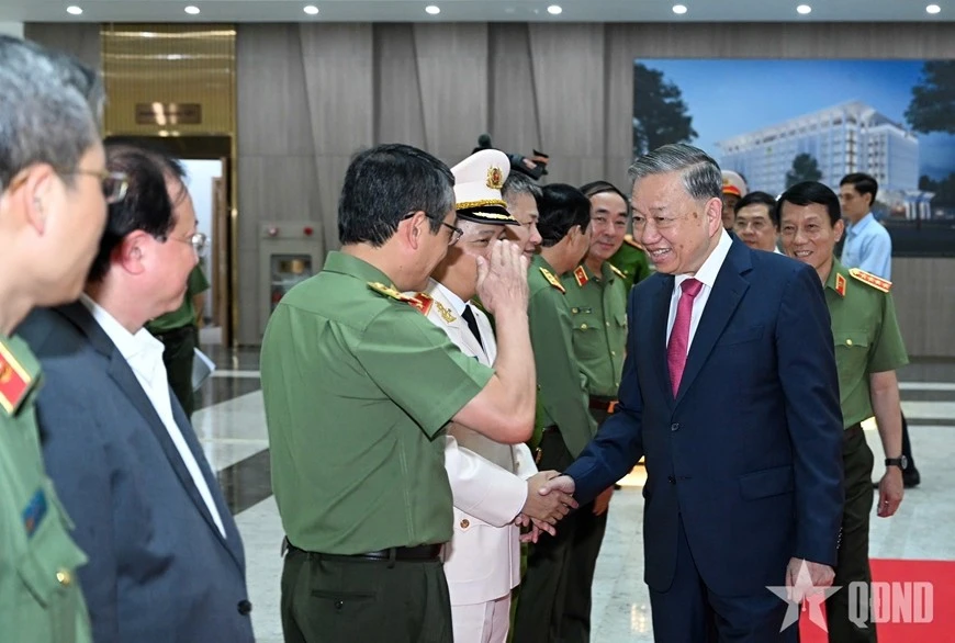 Lãnh đạo Bộ Công an đón Tổng Bí thư Tô Lâm.