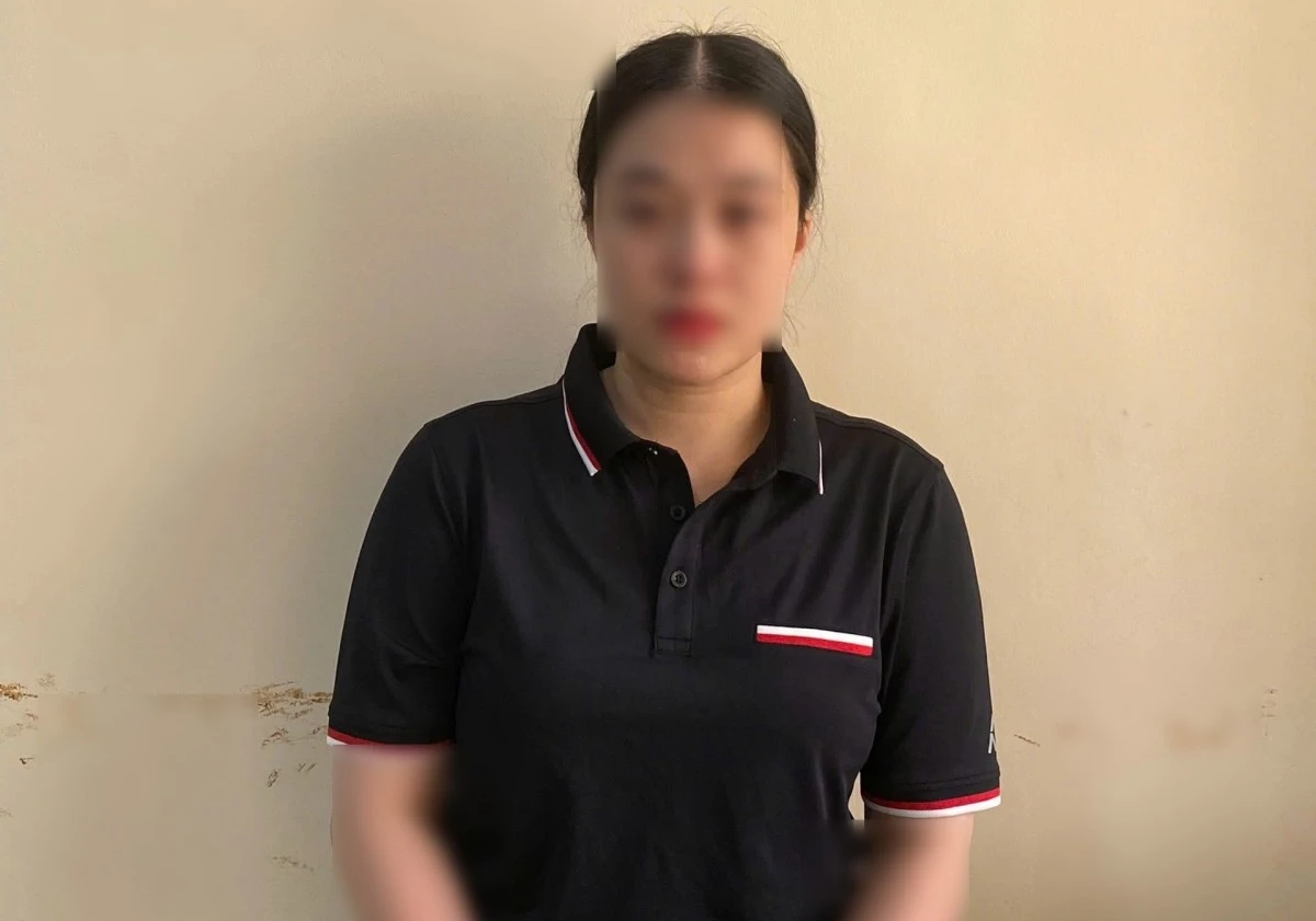 Người phụ nữ lái xe gây ra tai nạn bị bắt tạm giam về tội "Vi phạm quy định về tham gia giao thông đường bộ". (Ảnh: CACC)