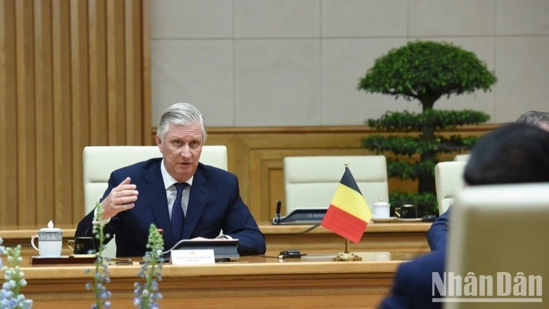 Nhà vua Bỉ Philippe phát biểu ý kiến. (Ảnh: TRẦN HẢI)