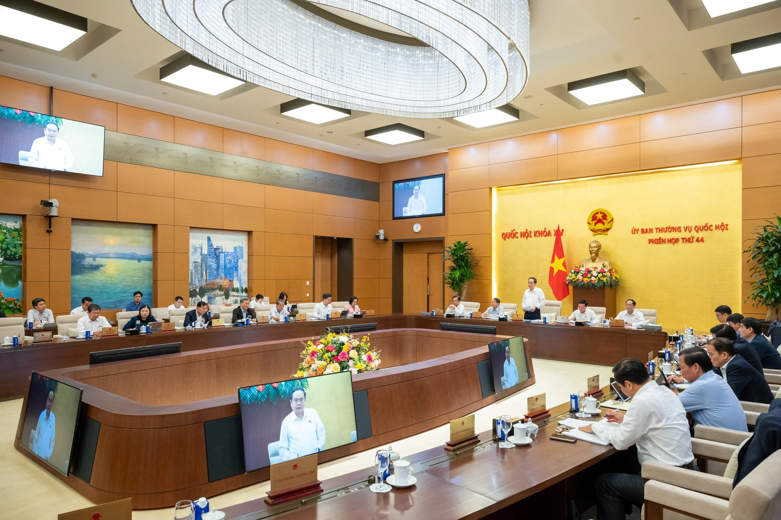 Ủy ban Thường vụ Quốc hội khai mạc Phiên họp thứ 44.