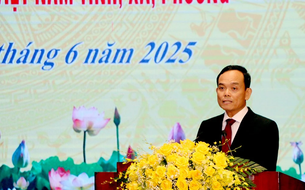 Đồng chí Trần Lưu Quang, Bí thư Trung ương Đảng, Trưởng Ban Chính sách, Chiến lược Trung ương phát biểu tại lễ công bố.