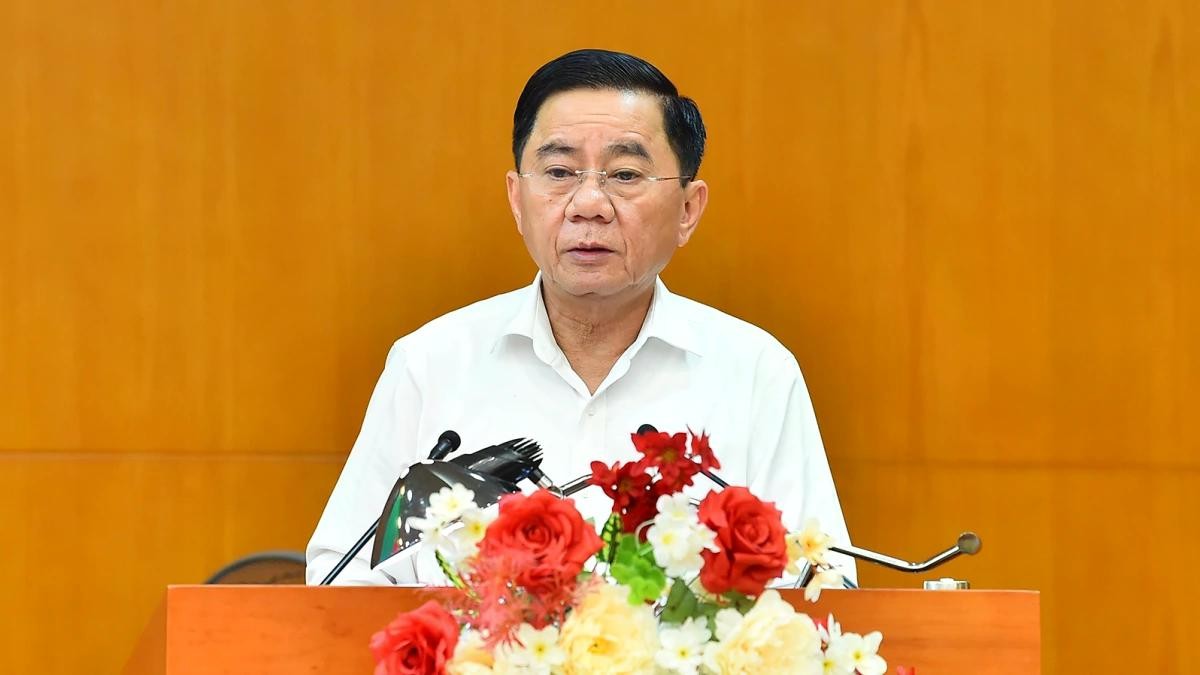 Thường trực Ban Bí thư Trần Cẩm Tú Thường trực Ban Bí thư Trần Cẩm Tú