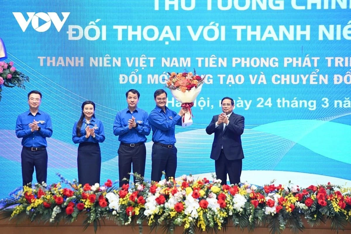 Thủ tướng Chính phủ Phạm Minh Chính chủ trì Hội nghị gặp mặt và đối thoại với thanh niên.